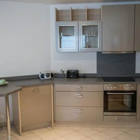 Schoene 2-raum-wohnung Im Zentrum Waltershausens *