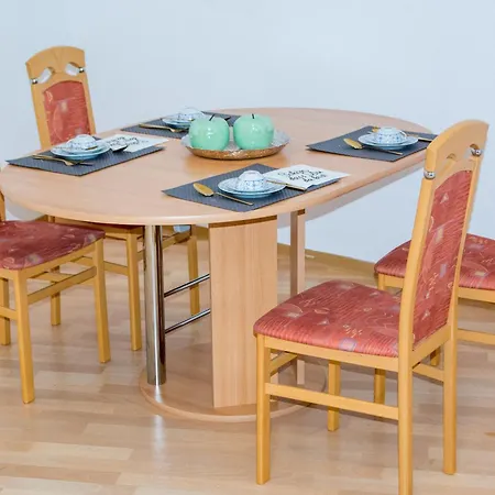 Schoene 2-raum-wohnung Im Zentrum Waltershausens